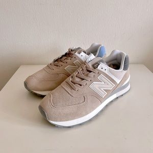 New in box New Balance 574 size 9M/10.5W